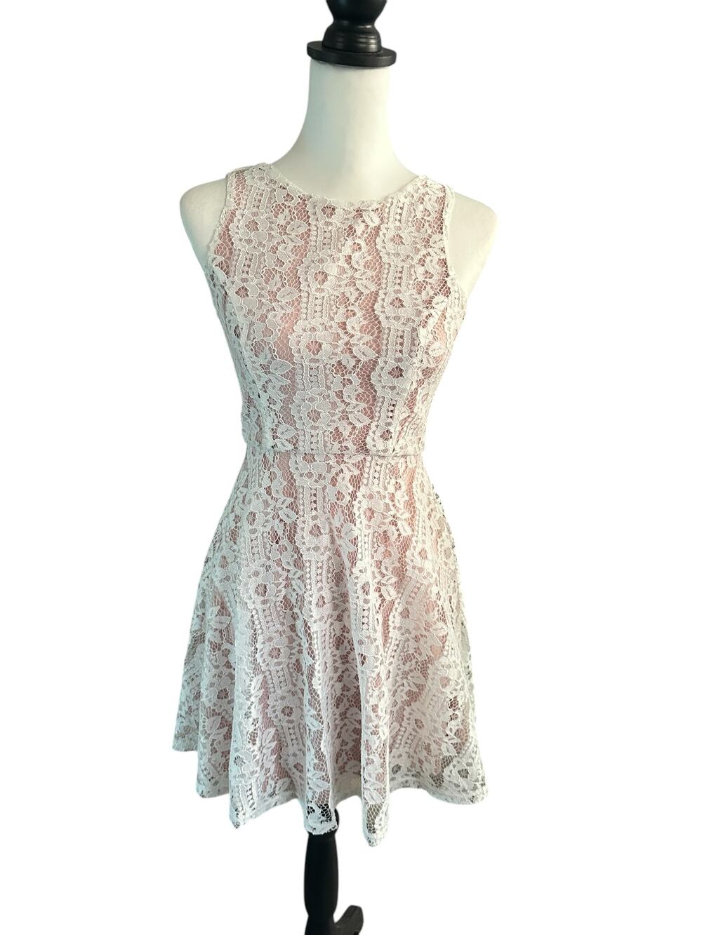 Speechless Sleeveless White Lace Dress XS